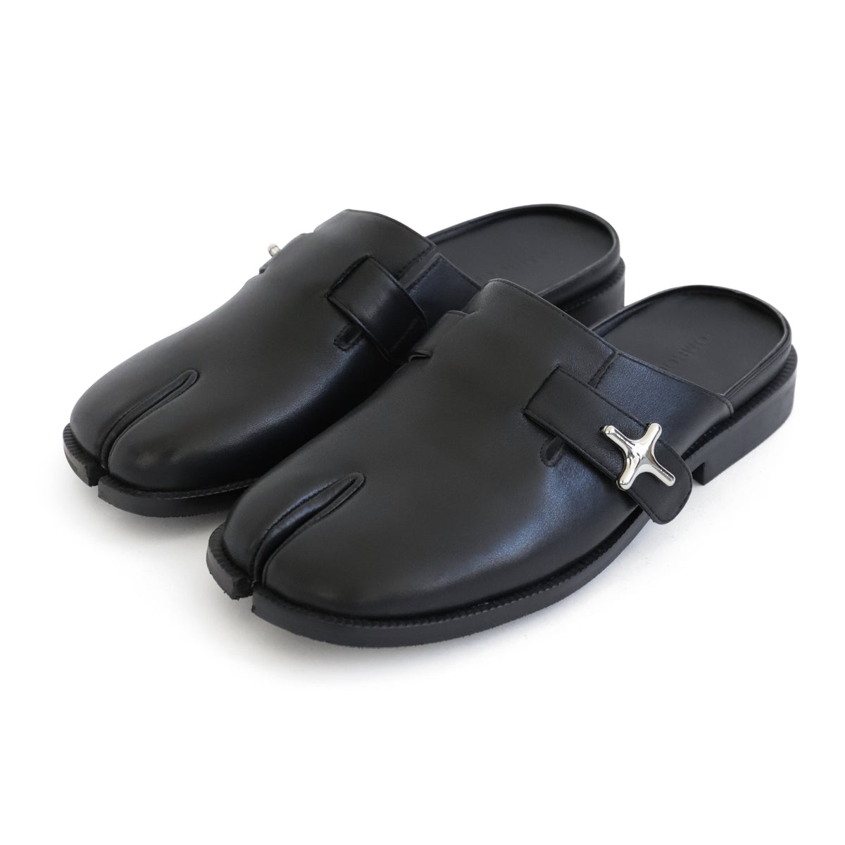 TABI SWIPER MULES – TOMBOGO